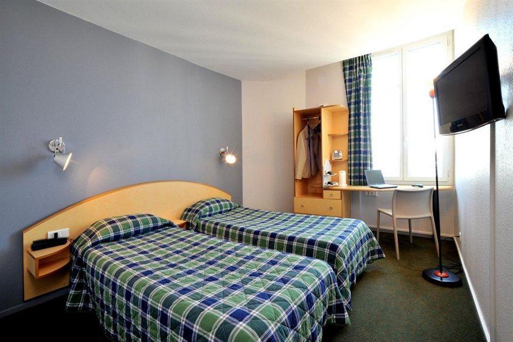 Brit Hotel Confort Nevers Centre Gare 外观 照片