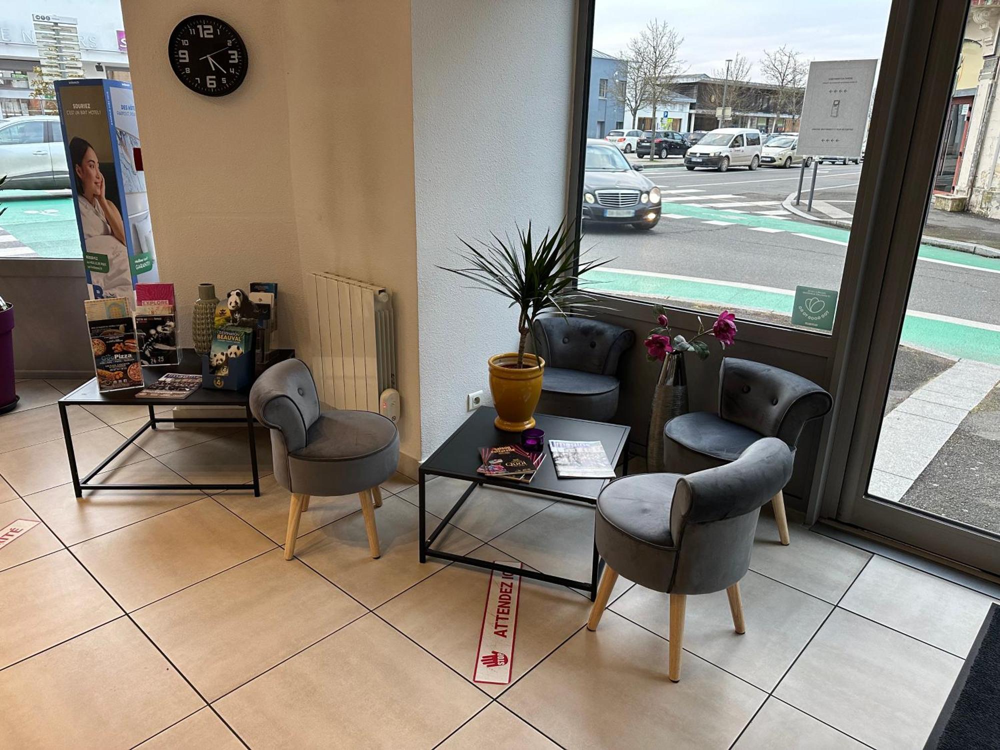 Brit Hotel Confort Nevers Centre Gare 外观 照片