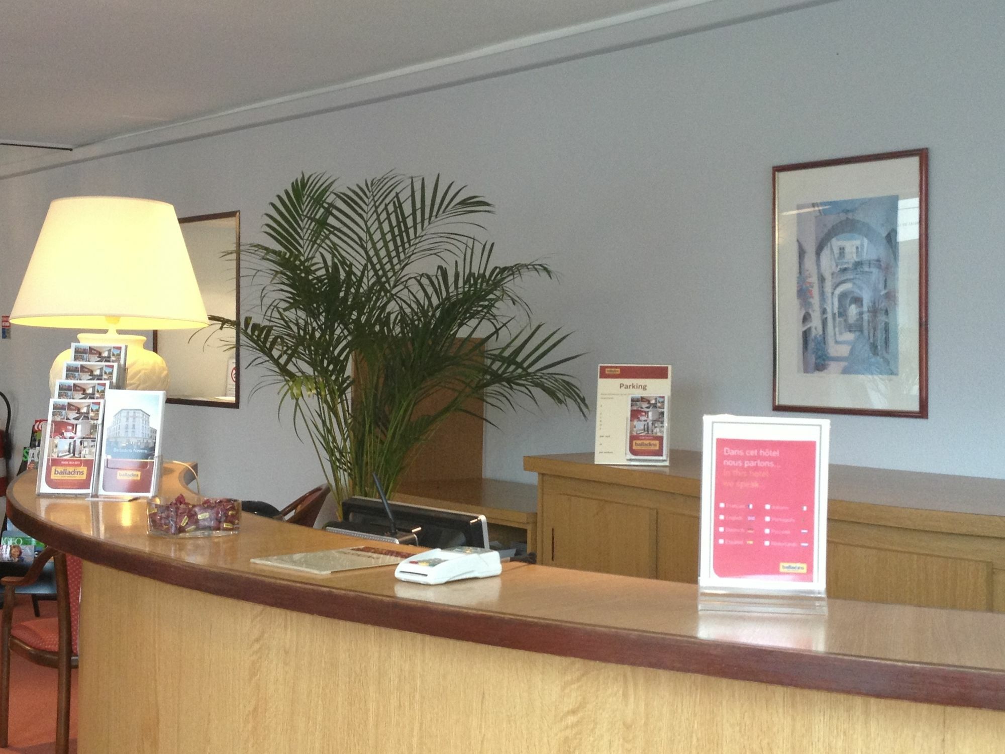 Brit Hotel Confort Nevers Centre Gare 外观 照片